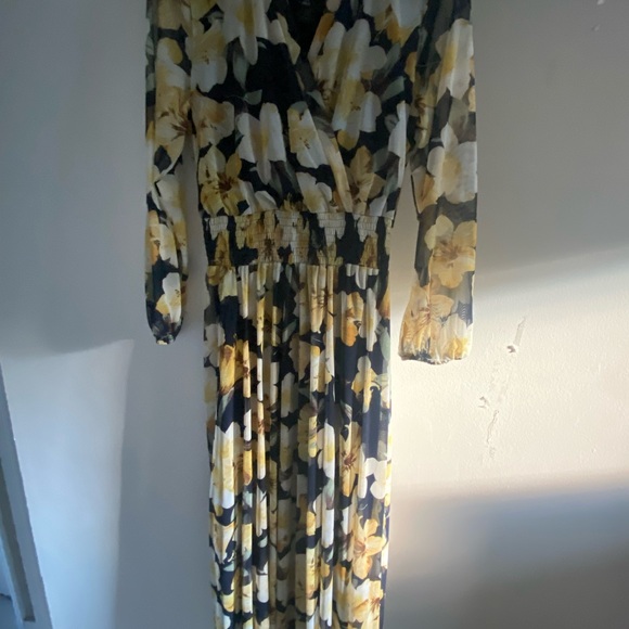 Women Maxi dress size 14 - Picture 3 of 4